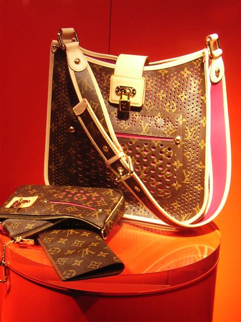 louis vuitton wikipedia ita|louis vuitton italy official website.